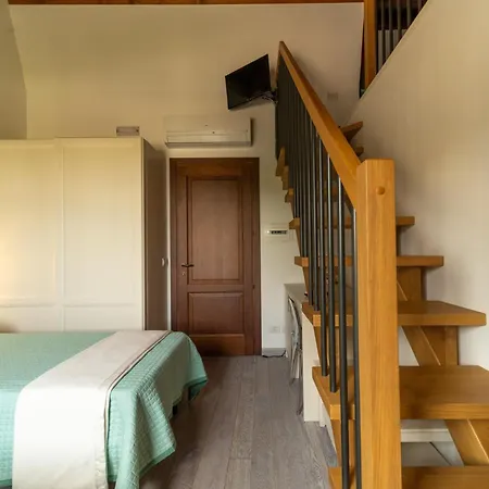 Dimora Fontemaggio Bed & Breakfast 4*