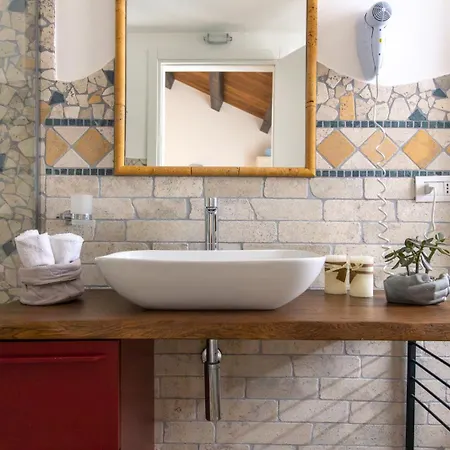 Bed & Breakfast Dimora Fontemaggio 4*