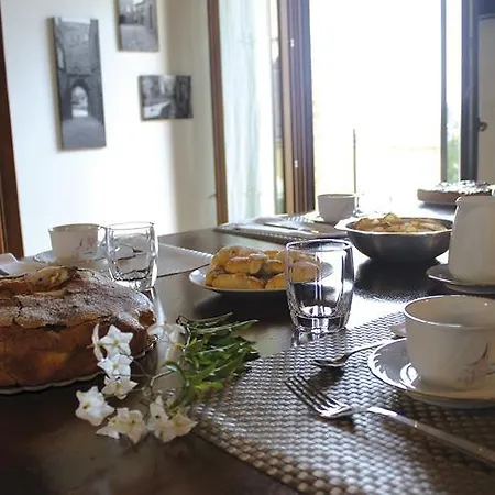 Bed & Breakfast Dimora Fontemaggio 4*