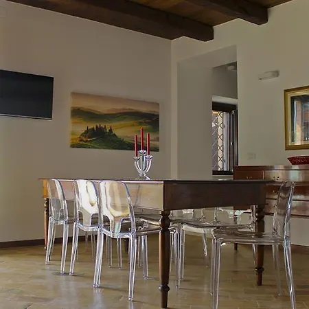 Dimora Fontemaggio Bed & Breakfast 4*